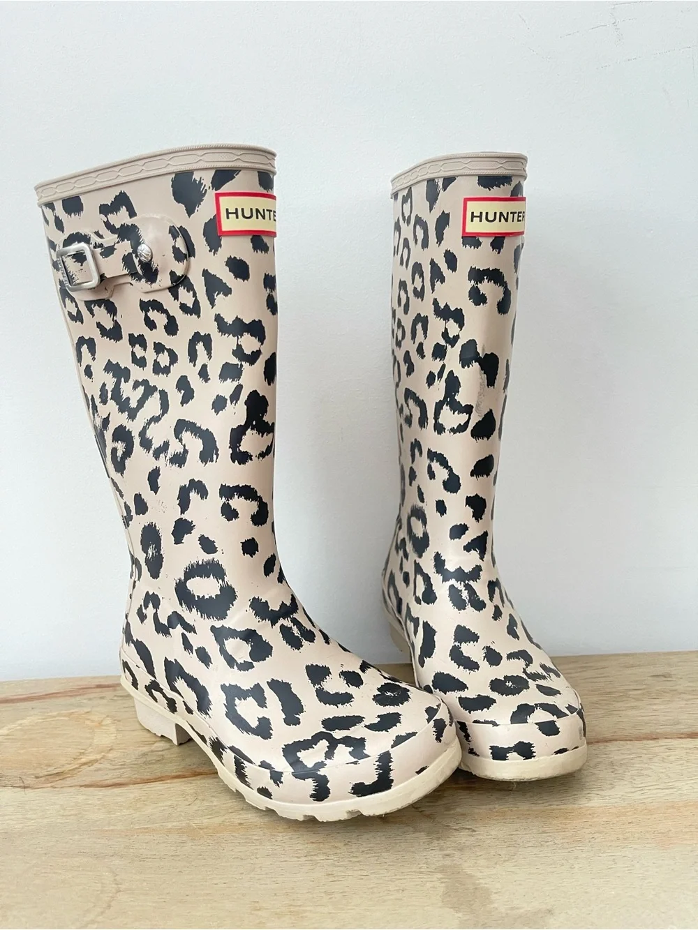 Hunter Kid’s Leopard Print Rain Boots - Beige/Black